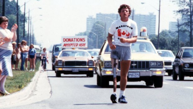 Біжи, Террі, біжи: хлопець безперервно біг 143 дні. Подолання 5373 кілометрів закінчилося досить непередбачувано