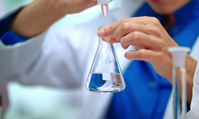 Эликсир от всех болезней: какой алкогольный напиток убережет от рака