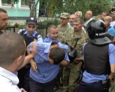 Слідчі вилучили відеозапис вбивства в Кривому Озері