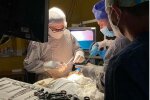 У львівському Охматдиті немовляті провели унікальну операцію без скальпеля: "Живи, маля!"