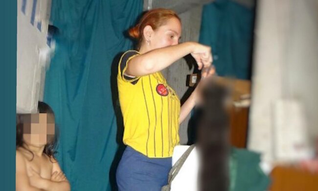 Мати кинула виснажену дитину, фото: Mash