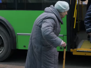 Пенсионерка. Фото: скрин youtube