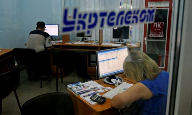 Укртелеком Ахметова відмовився обслуговувати бойовиків на третьому році війни
