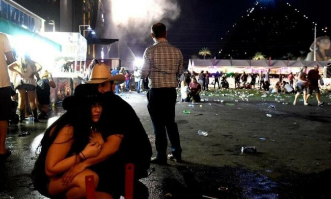 Звезды высказались о трагедии в Вегасе