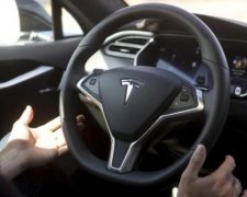 Автопілот не врятував  Tesla від смертельної ДТП