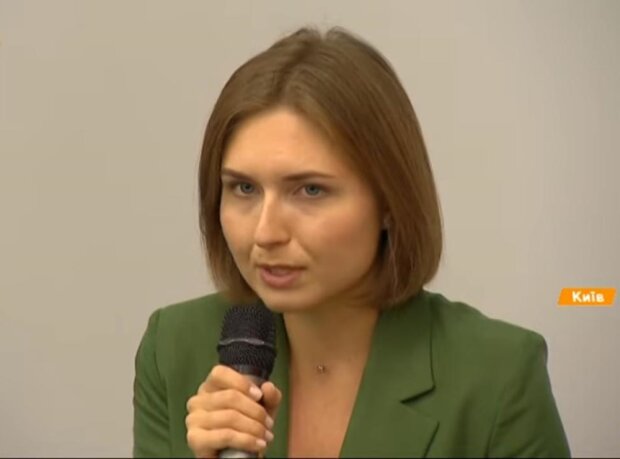 Анна Новосад, скриншот из видео