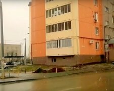 Погода, скриншот из видео