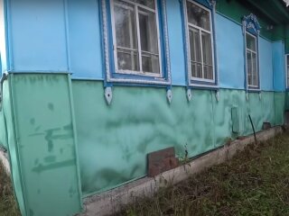 Дом в деревне. Фото: скриншот youtube