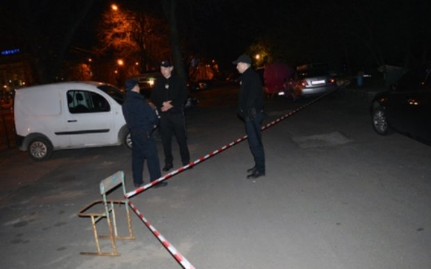 Одесские копы нашли набитый взрывчаткой  рюкзак 