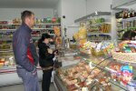 "Впарює дітям гі*но": популярний супермаркет в Одесі вляпався у гучний скандал