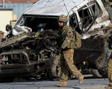 Смертник ІД підірвався в аеропорті Афганістану