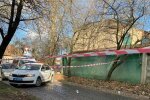 Харківські копи стягли чоловіка з 23 поверху, готувався стрибати - героїчні кадри