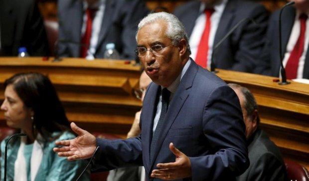 После 11 дней работы правительство Португалии ушло в отставку  