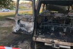 Люди в черном подожгли автобус с пассажирами и скрылись: дикий инцидент поставил на уши весь Киев