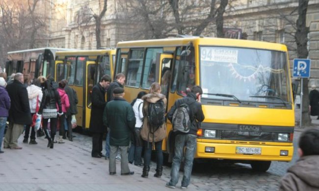 Львівський маршрутчик викликав шалену агресію у соцмережах