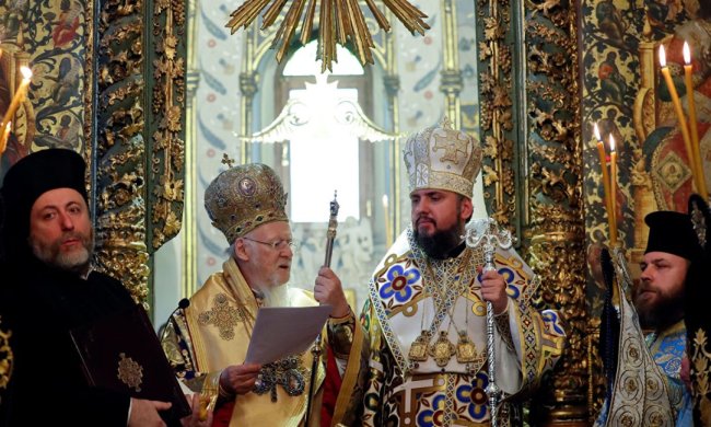 Головне за ніч: тривожна заява Зеленського та Томос для України
