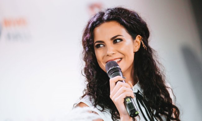 Каменских, Кароль, Полякова и другие звезды, которые постоянно поправляются: до и после