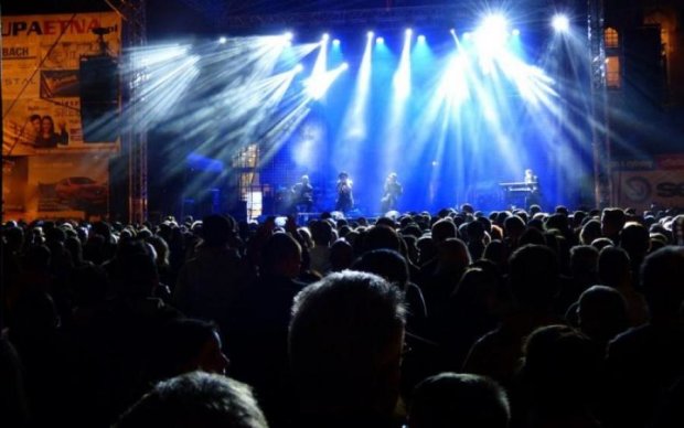 Телеведучий влучно висловився щодо любителів гастролей в Росії