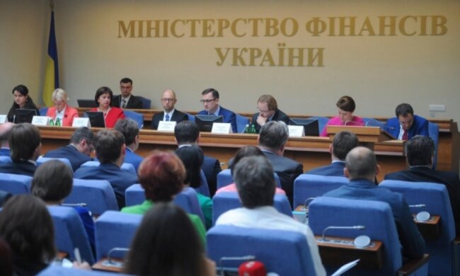 "Мінімальна зарплата в Україні - 1378 гривень" - Мінфін