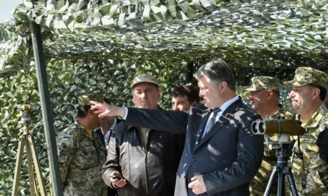 Порошенко підказав Путіну, як повернутися до елітного клубу