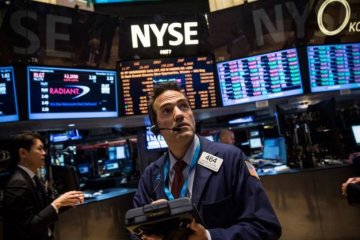 Индекс Dow Jones достиг финансового дна