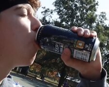 Энергетические напитки: фото скрин Ютуб