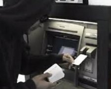 Вор перечислил часть украденных денег больным детям