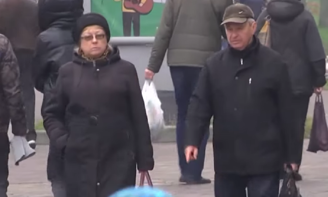 Пенсіонери. Фото: скрін youtube