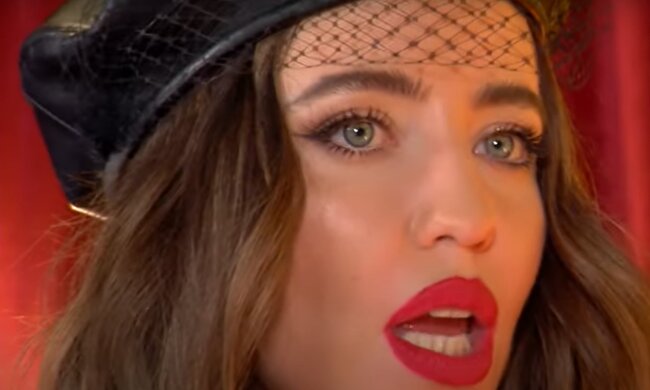 Надя Дорофеева, кадр из видео