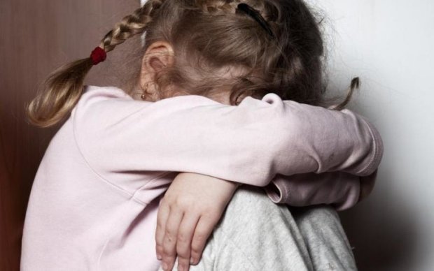 Интим с четырехлетней: новые факты о родителях-извращенцах шокируют еще больше