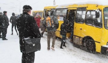 Приміські маршрутки знову подорожчають