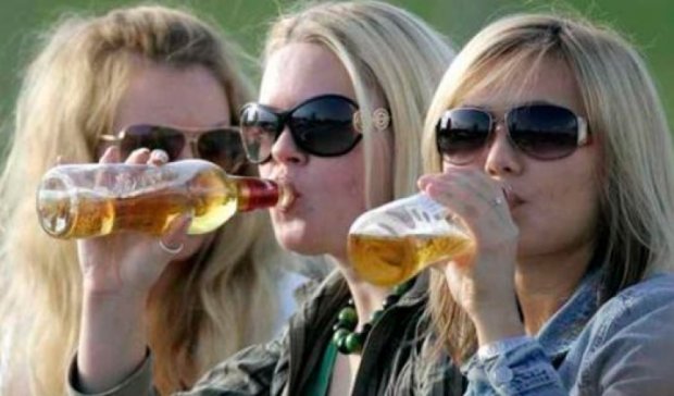 У Росії обмежать продаж алкоголю громадянам до 21 року