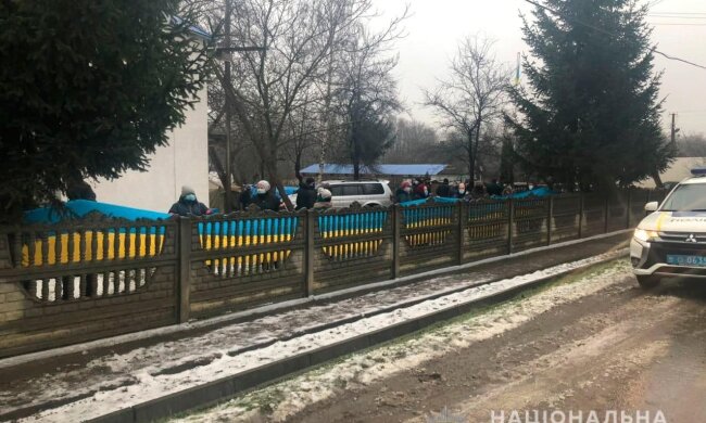 На Буковине изверги осквернили Божью обитель, смертельный грех: "Верующие приносили последнее"