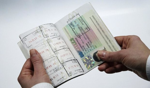 Франция вводит новые визовые правила для россиянам