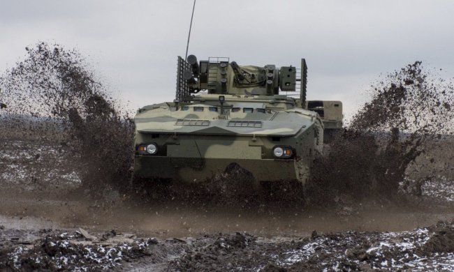 Украина получит новое мощное вооружение: не боится огня, воды и врагов