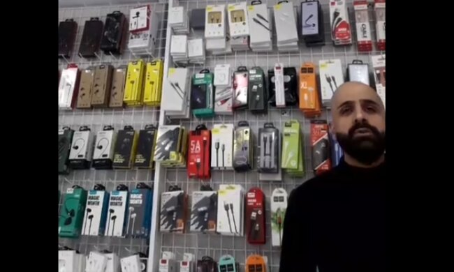 Закон о языке в действии: в центре Киева торгаш-иностранец без маски даже не собирается переходить на украинский