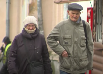 Пенсионеры. Фото: скрин youtube