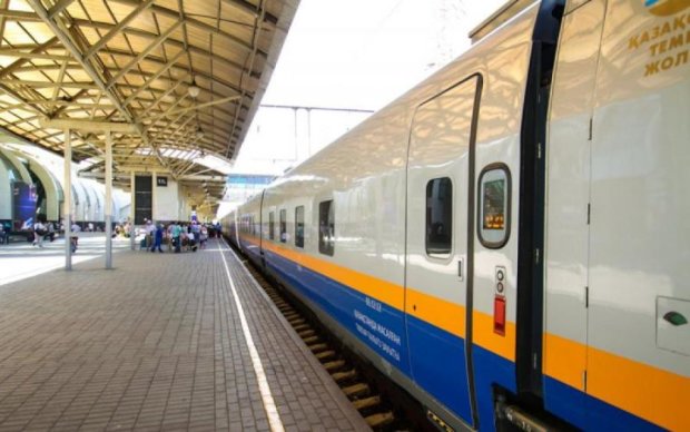 Украинцы получат элитные иностранные поезда в популярнейшем направлении
