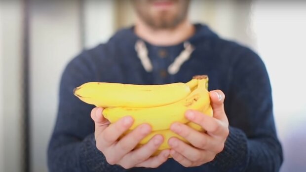 бананы, скриншот из видео