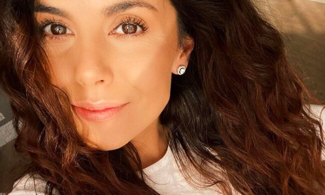 Настя Каменских, instagram.com/kamenskux/