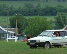 село, скриншот из видео