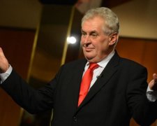 Президент Чехії запропонував українцям розпродати країну