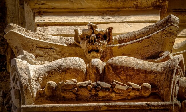 могила вампіра, фото pxhere