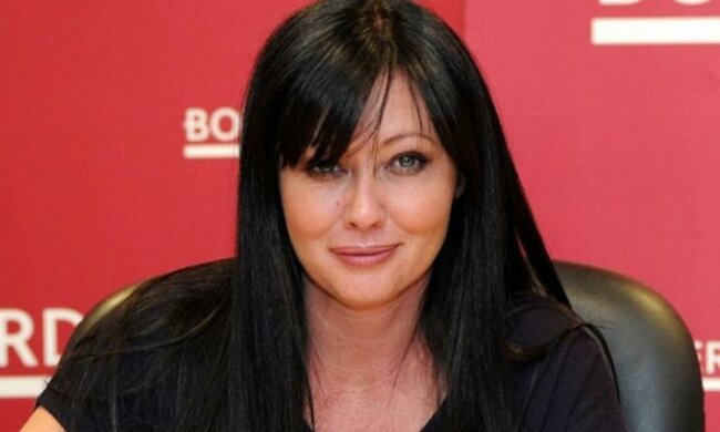 Звезда Зачарованных победила рак: опубликованы фото