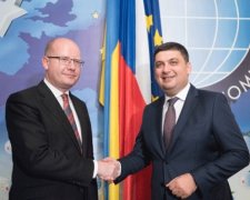 Чешский премьер открестился от "дипмиссий" террористов