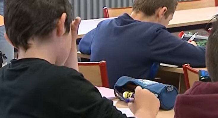 Школа у Франції, кадр з відео