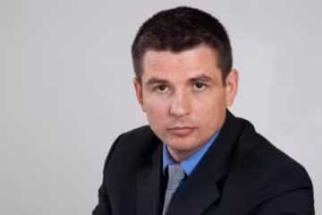 Комісія з офшорів стане відволікаючим маневром від злочинів Порошенка