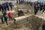 Робочі випадково натрапили на дивну коробку: те, що виявилося всередині, шокувало навіть вчених