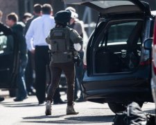 Озброєний грабіжник захопив заручників в німецькому банку