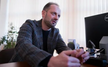Роман Бессмертный: вражда с Тимошенко, политические неудачи и скандалы
